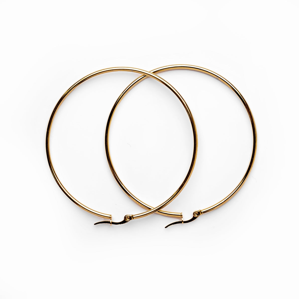 Camille – Stilvolle goldene Creolen