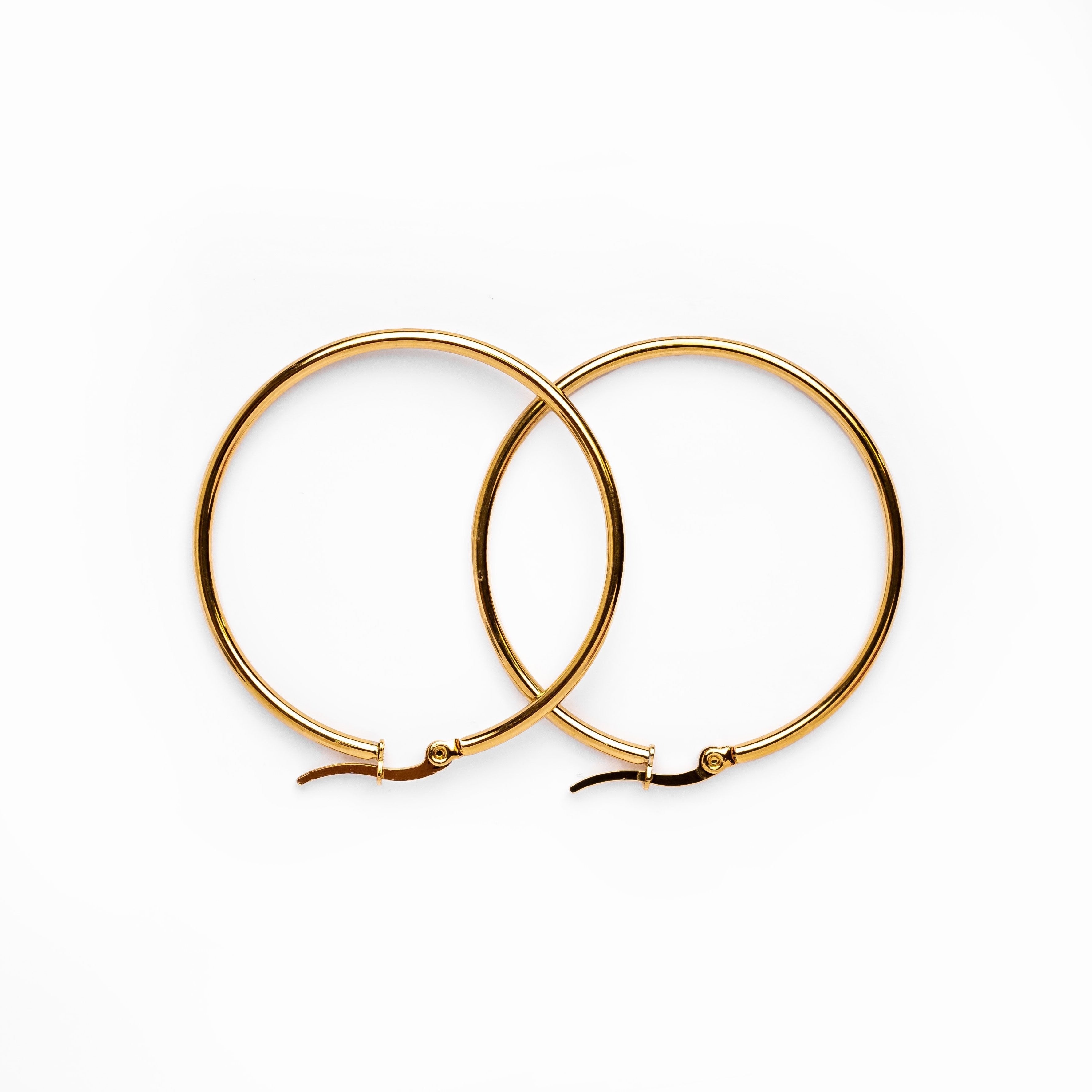 Camille – Stilvolle goldene Creolen