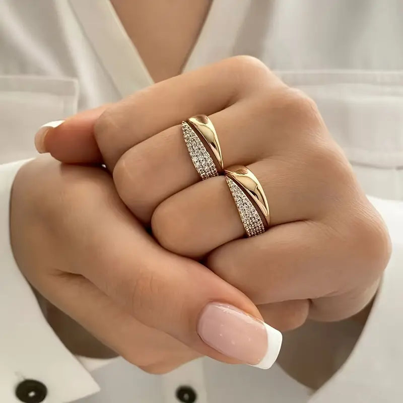 Emiko – Gelber Goldring mit strahlenden Steinen