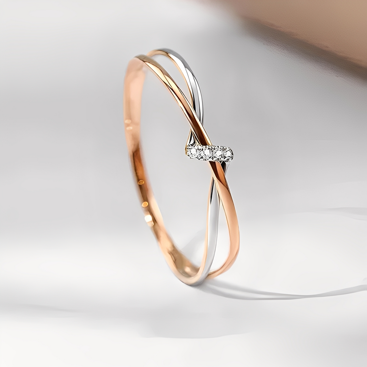 Eleane – Stilvoller bicolor Unendlichkeit-Ring