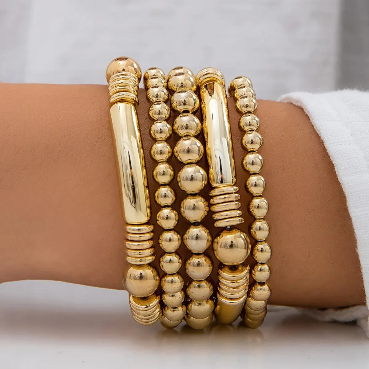Mira – Set mit 5 stapelbaren Perlenarmbändern