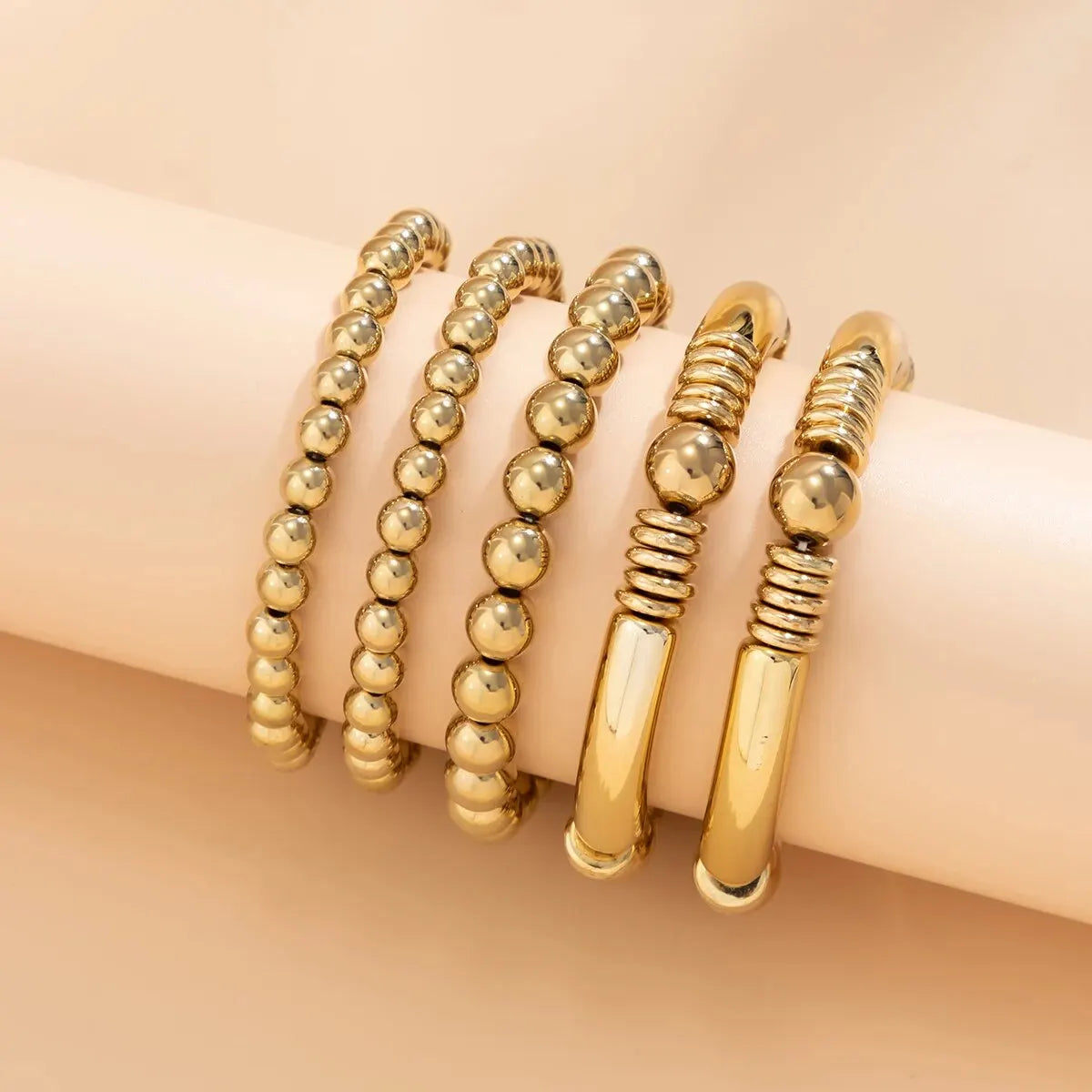 Mira – Set mit 5 stapelbaren Perlenarmbändern