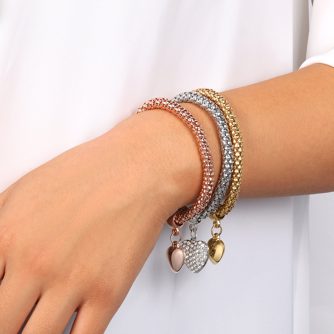 Aria – Metallarmband mit stabilen Herzen