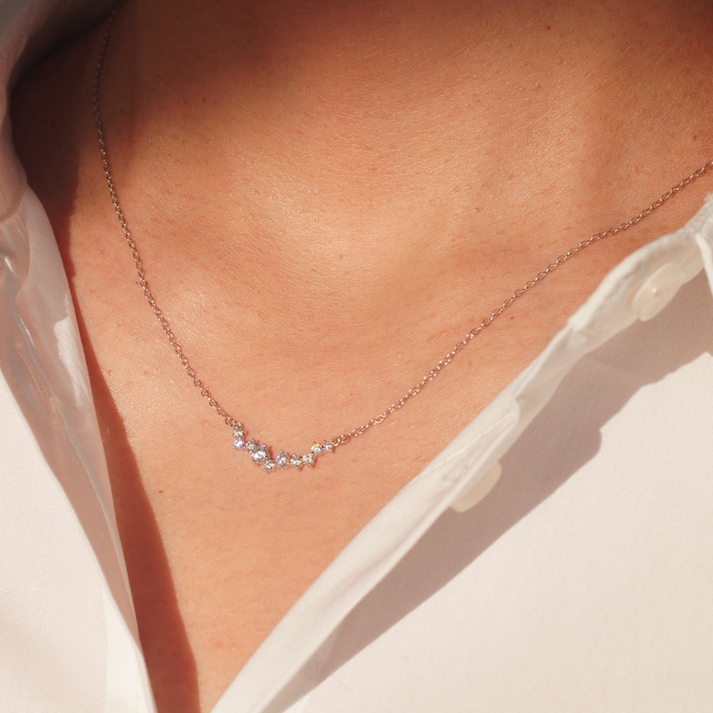 Diamantschmuck mit Lächeln - Zarte Diamant-Halskette