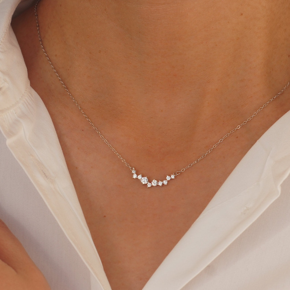Diamantschmuck mit Lächeln - Zarte Diamant-Halskette