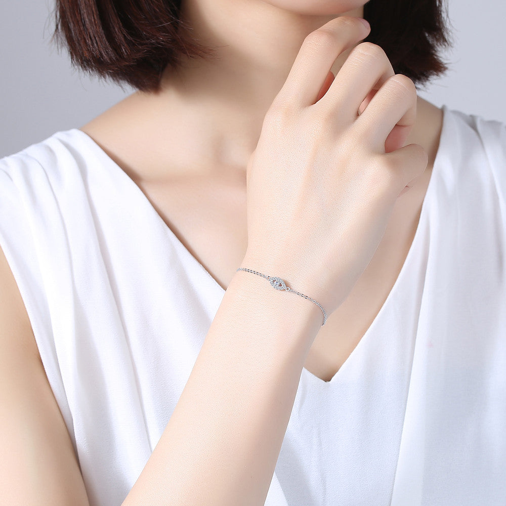 Gliederarmband mit bösem Blick - Anhänger des Gliederarmbands mit bösem Blick