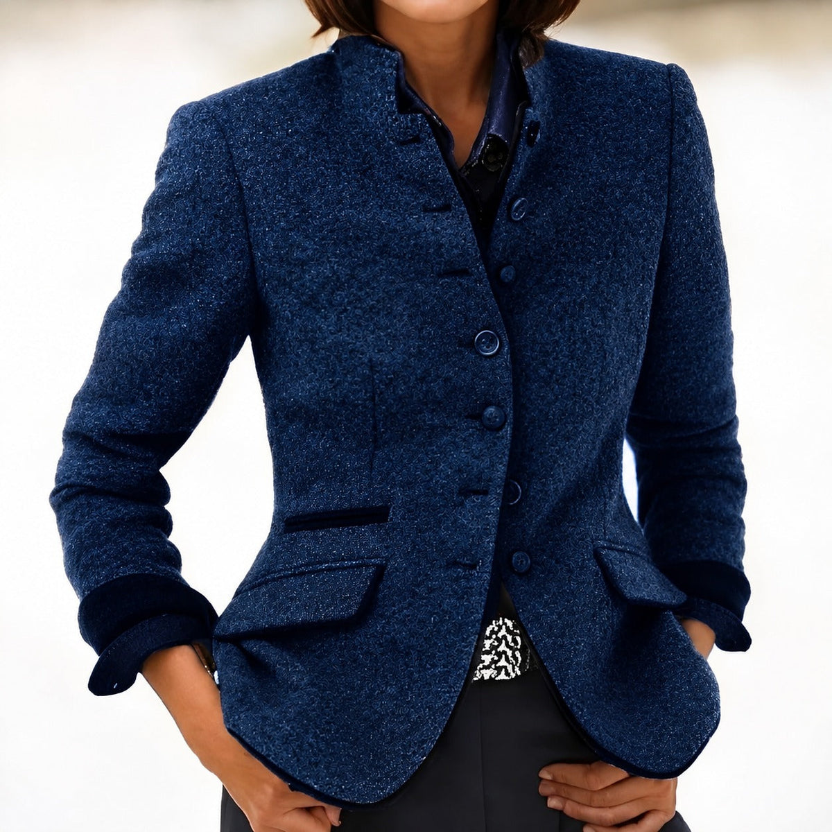 Kaelyn - Stilvolle Damenjacke mit Taschen