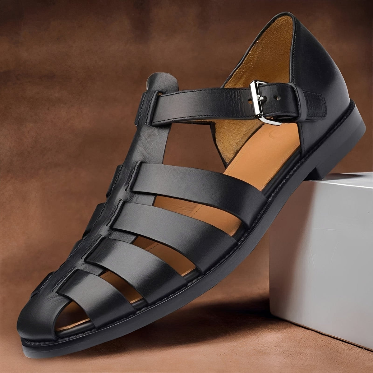 Sofronio - Klassische und bequeme Herrensandalen