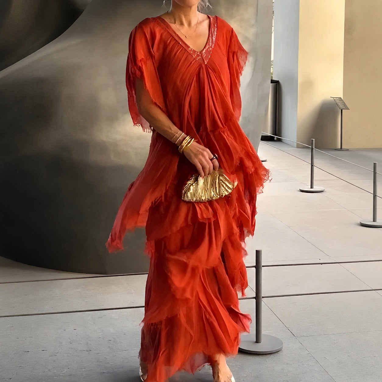 Riza - Elegant geschnittenes Faltenkleid