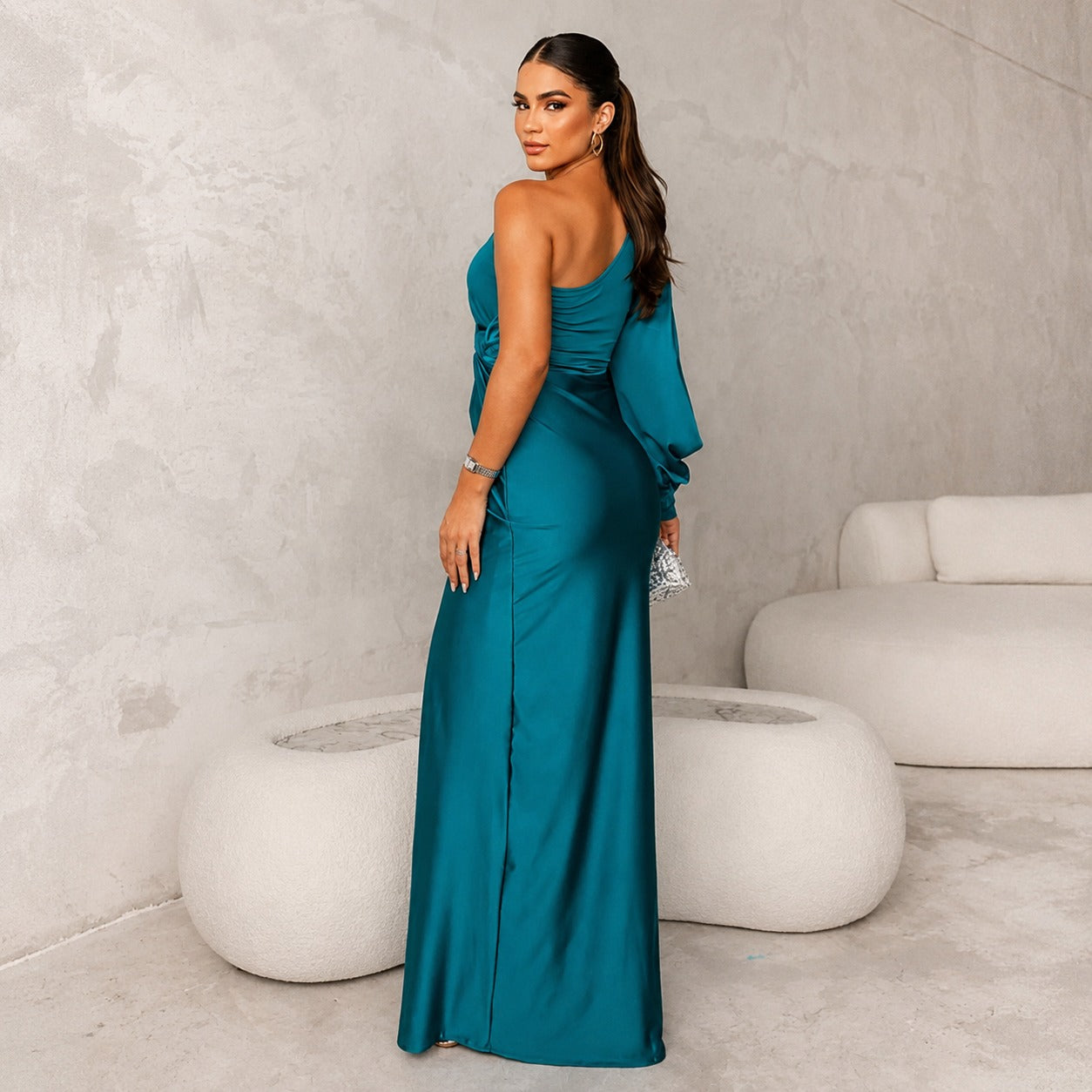 Fely - Glänzendes Kleid mit einer Schulter