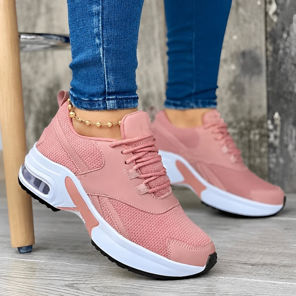 Nik - Modische und atmungsaktive Sportschuhe