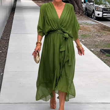 Loisa - Leichtes Kleid mit V-Ausschnitt