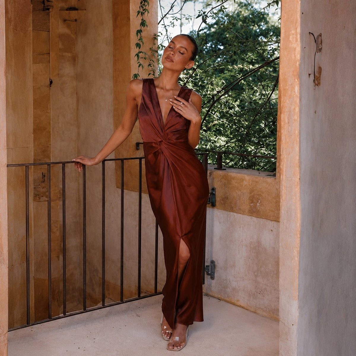 Elaine - Elegantes Abendkleid ohne Ärmel mit offenem Rücken