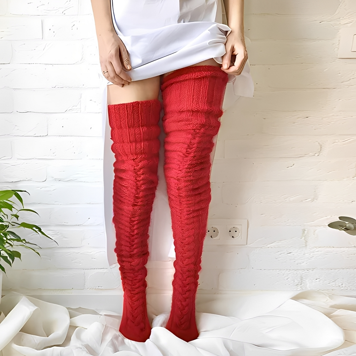 Hailee - Komfortable und wärmespendende Overknee-Socken