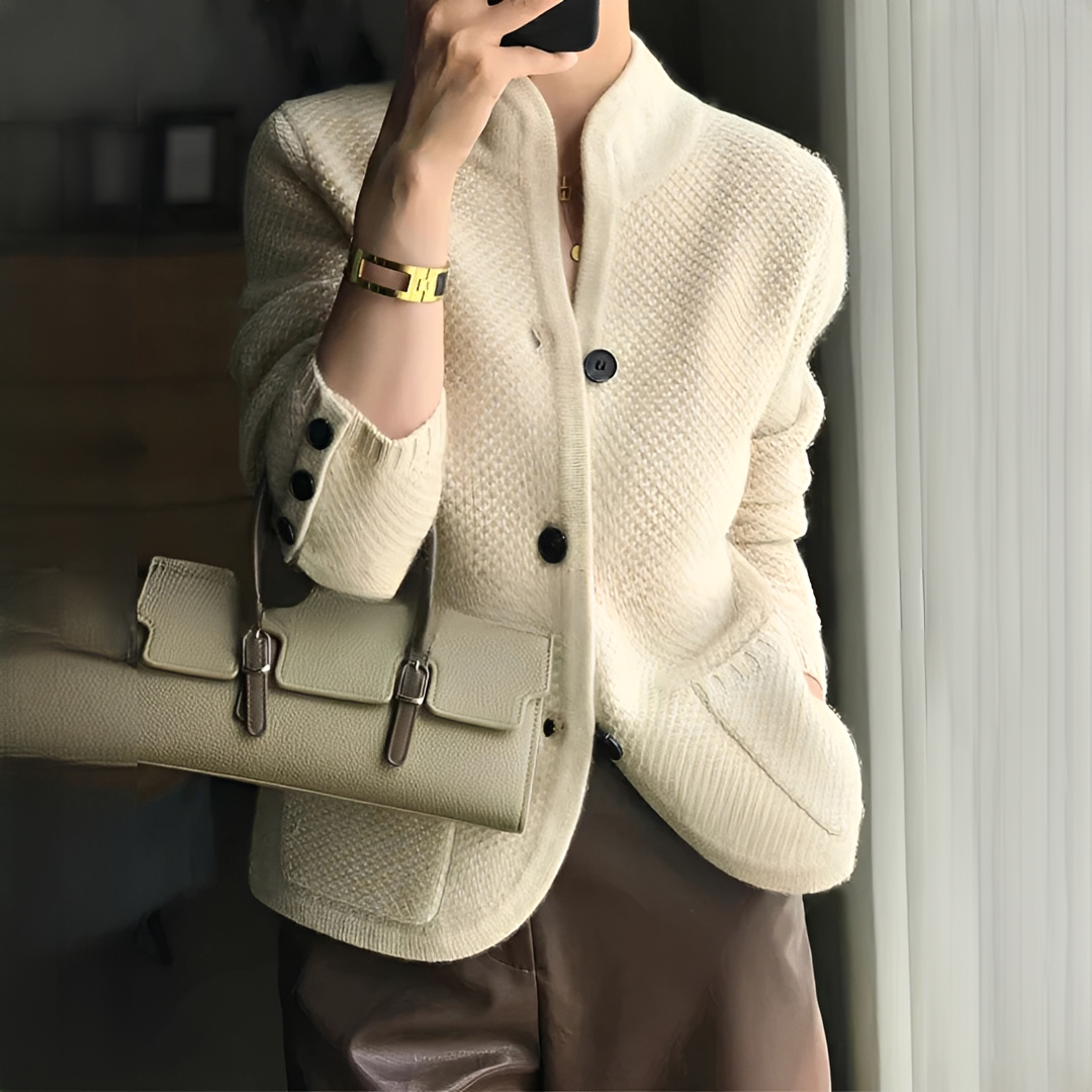 Carissa - Traditioneller und bequemer Blazer