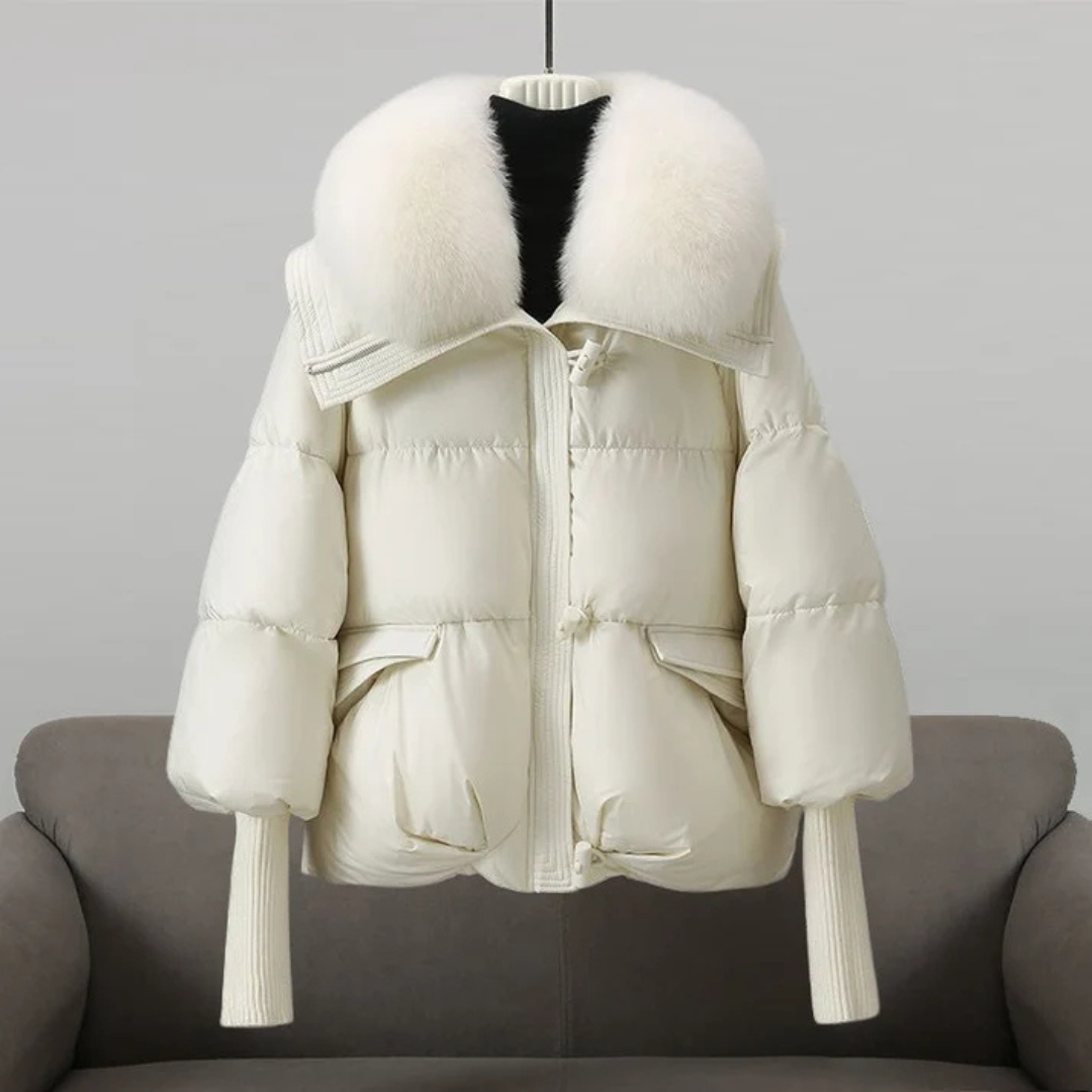 Amila - Bequeme und warme Jacke