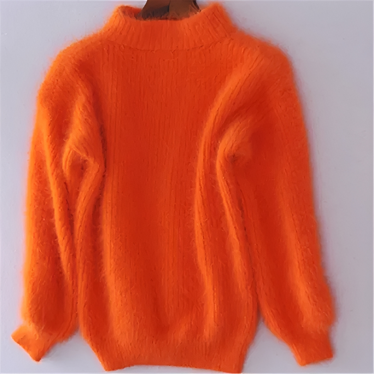 Benetta - Gemütlicher und flauschiger Pullover