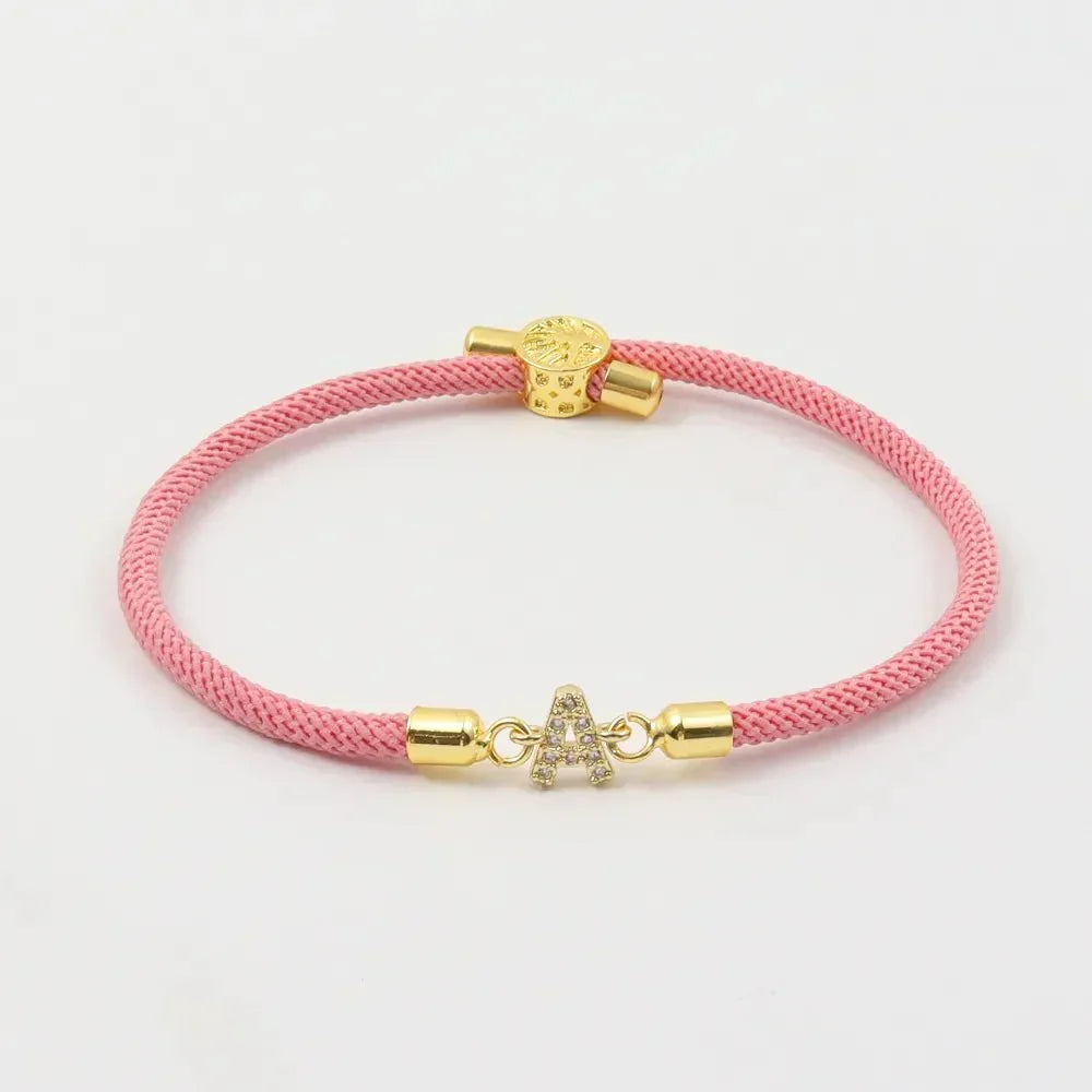 Calla – Verstellbares Armband mit eingegraviertem Anfangsbuchstaben