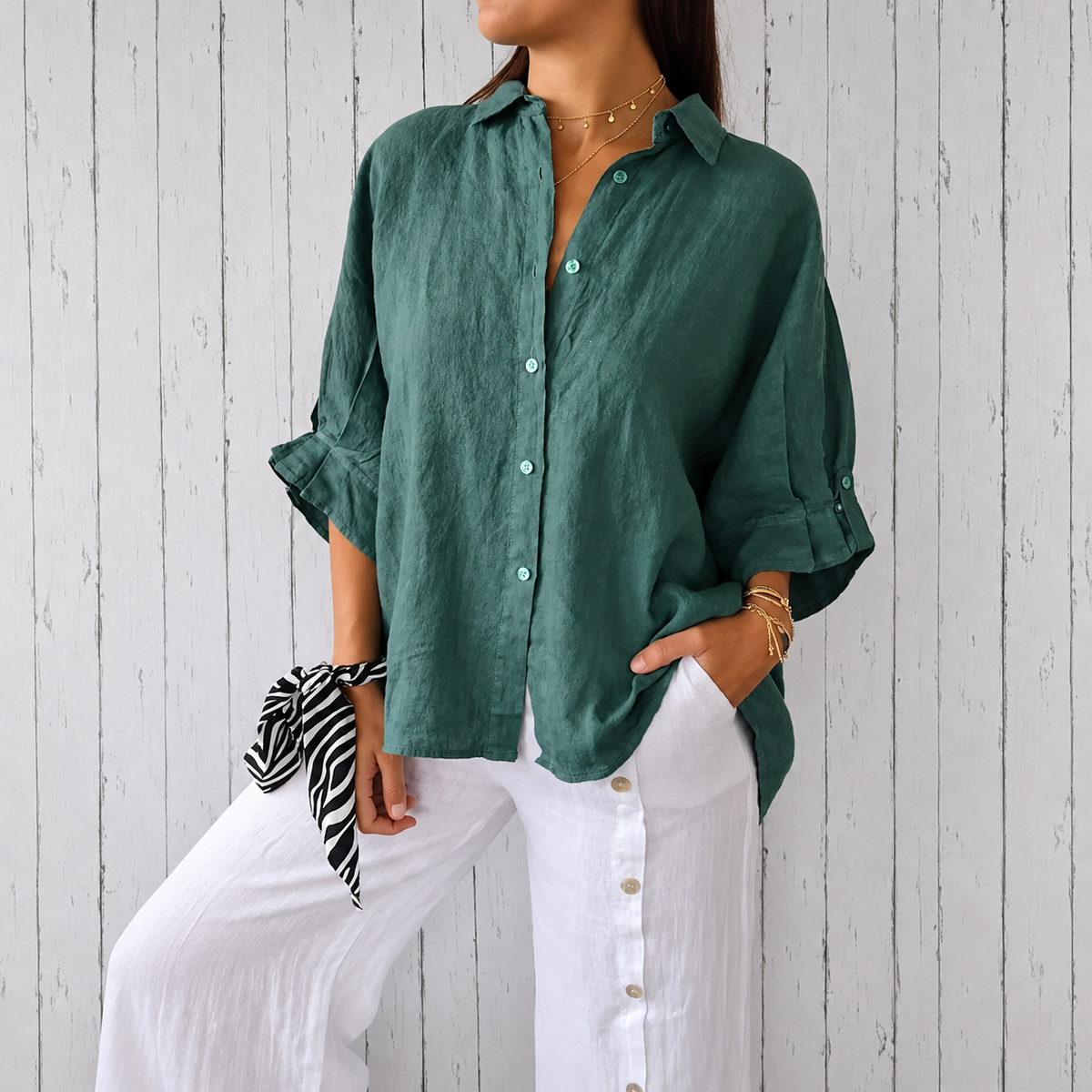 Madison - Elegante Bluse mit traditionellem Schnitt und Knöpfen