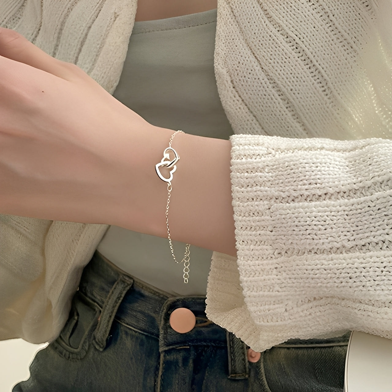 Amara – Armband mit doppeltem Herzsymbol