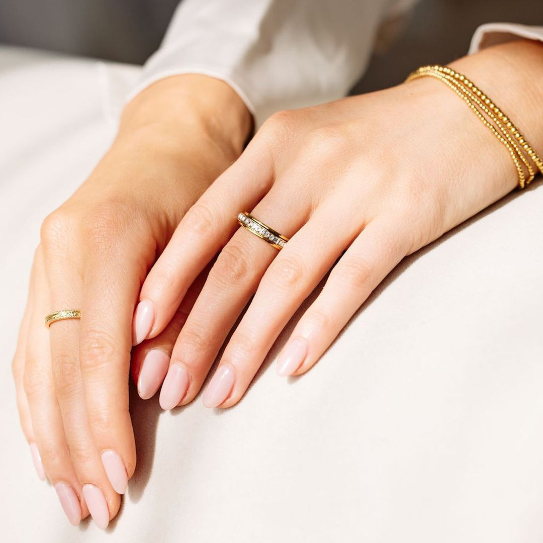 Alessia – Fidget-Ring mit Kristallverzierung