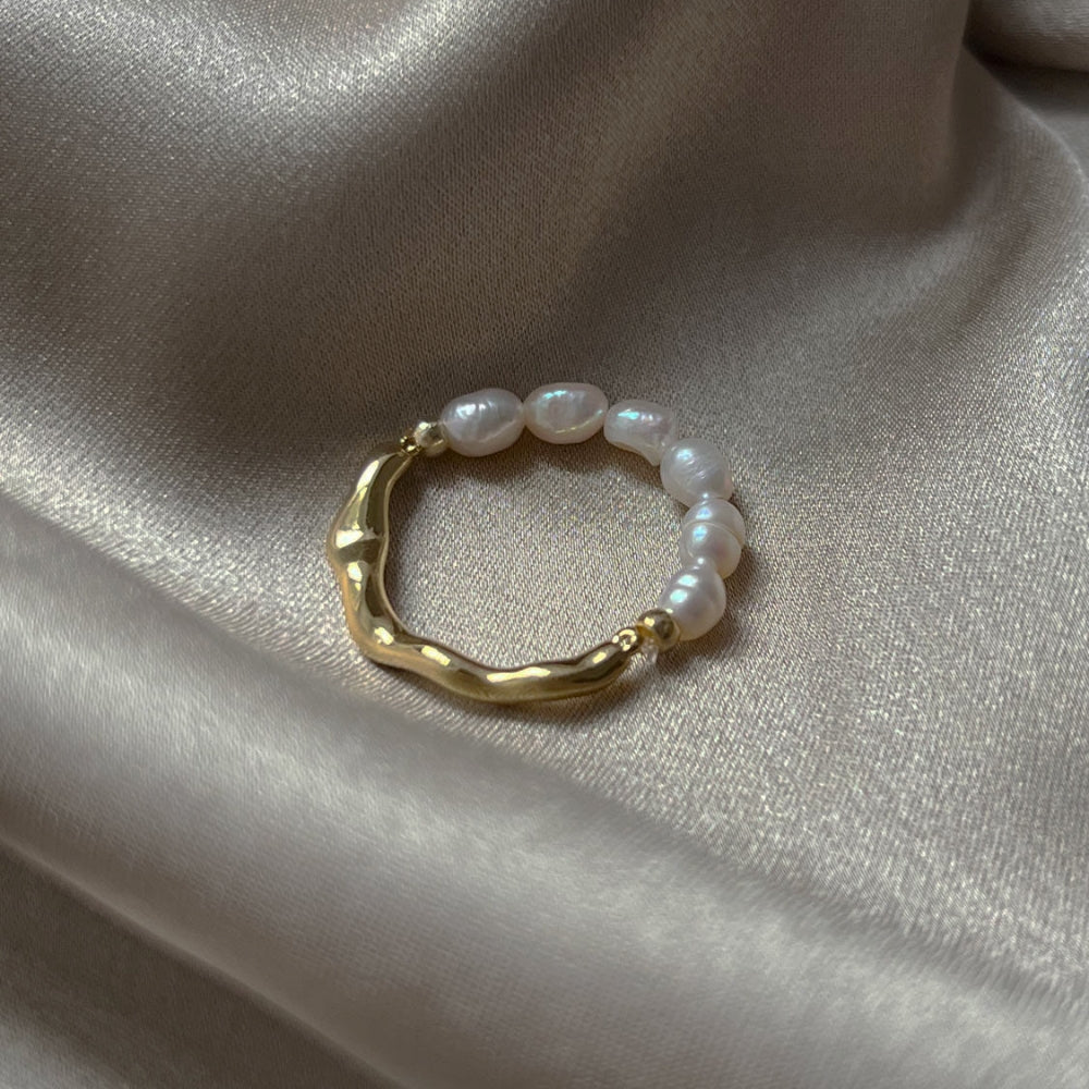 Jane - Ring der Dualität aus Gold und Perlen