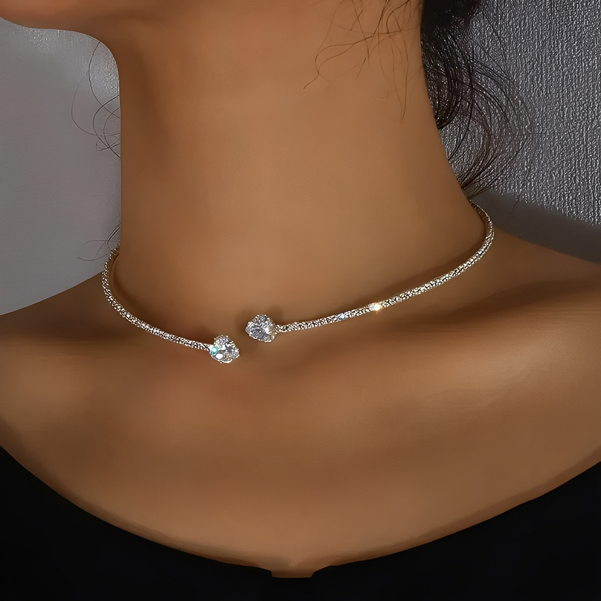 Olli – Offenes Herz-Halsband mit Diamanten