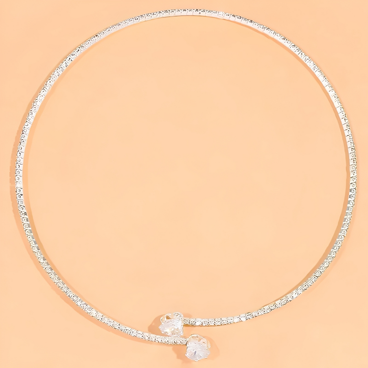 Olli – Offenes Herz-Halsband mit Diamanten