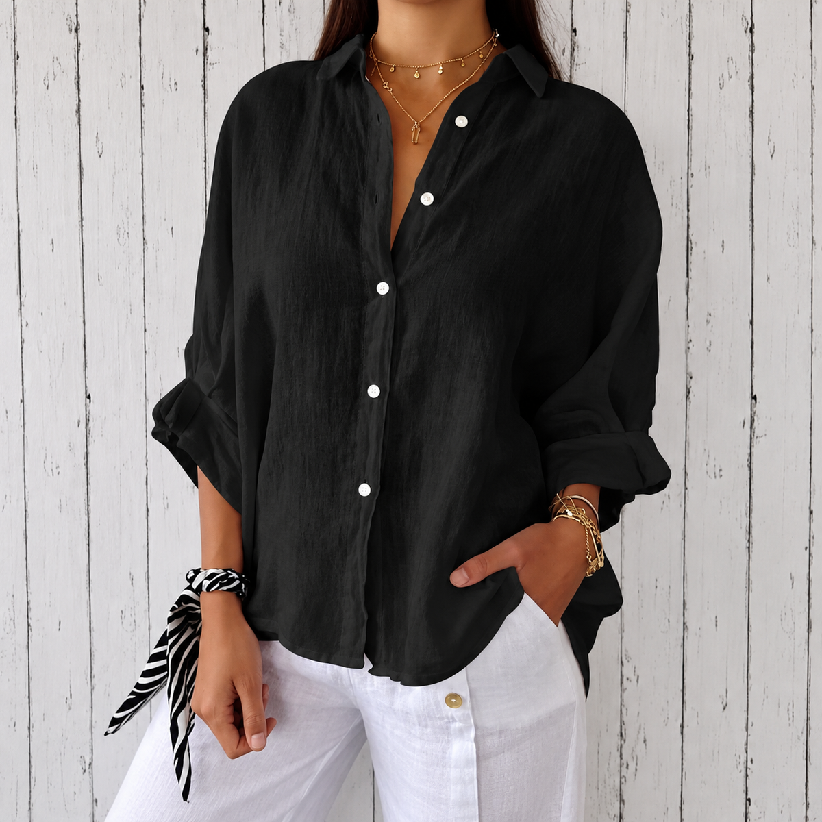 Madison - Elegante Bluse mit traditionellem Schnitt und Knöpfen