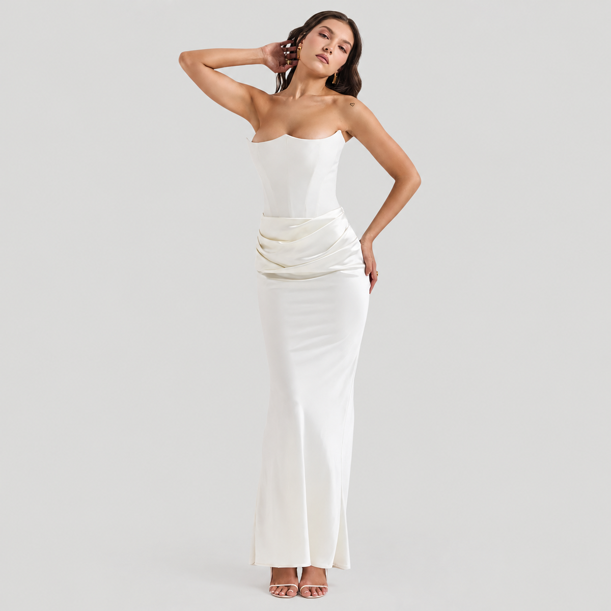 Elisabeth – Stilvolles Maxikleid mit freien Schultern für Frauen