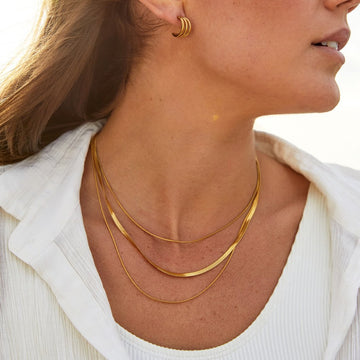 Alix – Vielreihige goldene Halskette