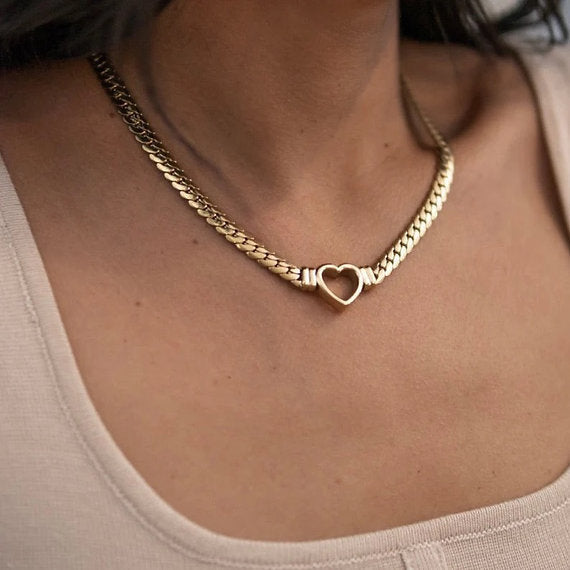 Ara – Herz-Halskette in Gold