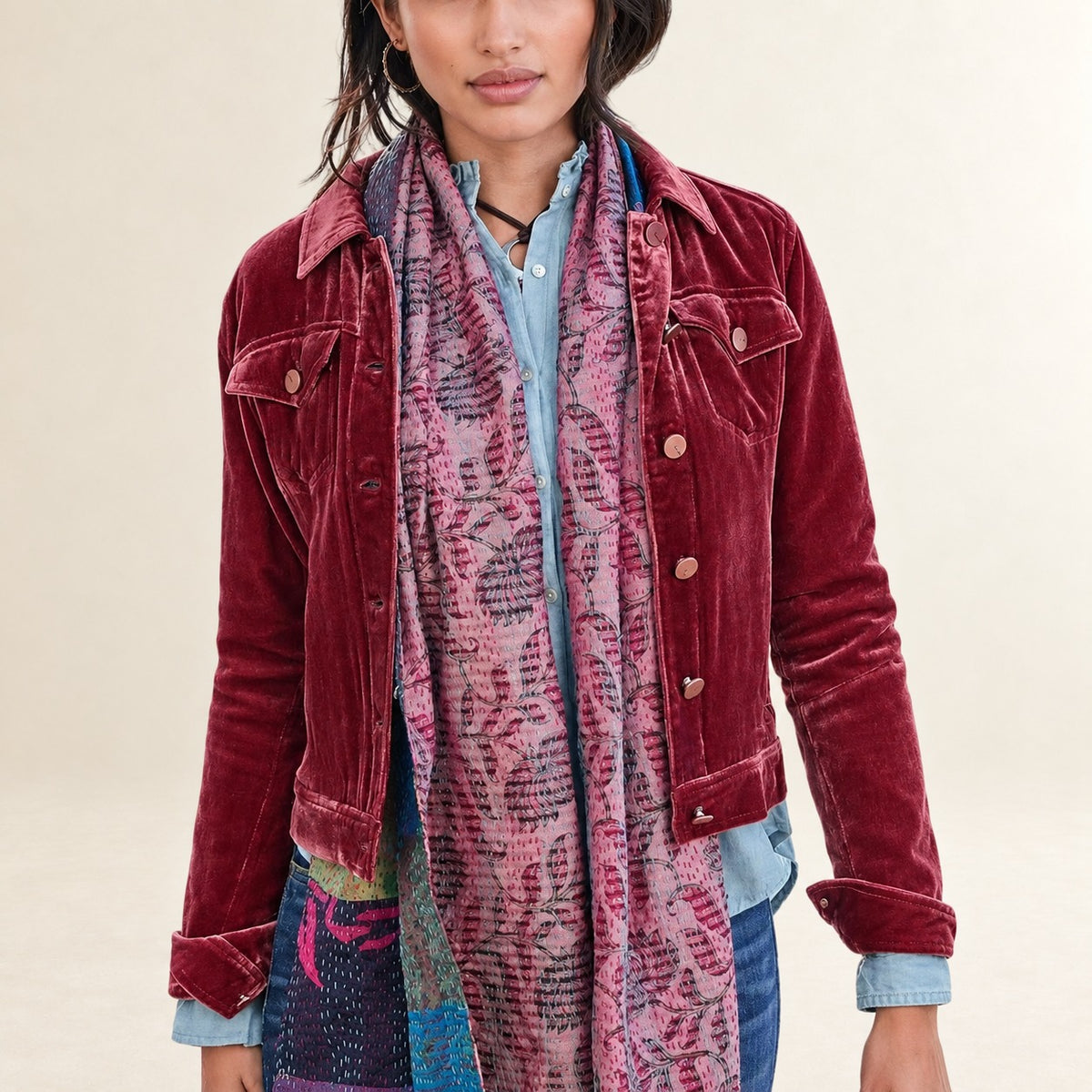 Damen Shirt-Jacke mit Knopfleiste, Reverskragen und Brusttaschen - langärmliger, lockerer Schnitt