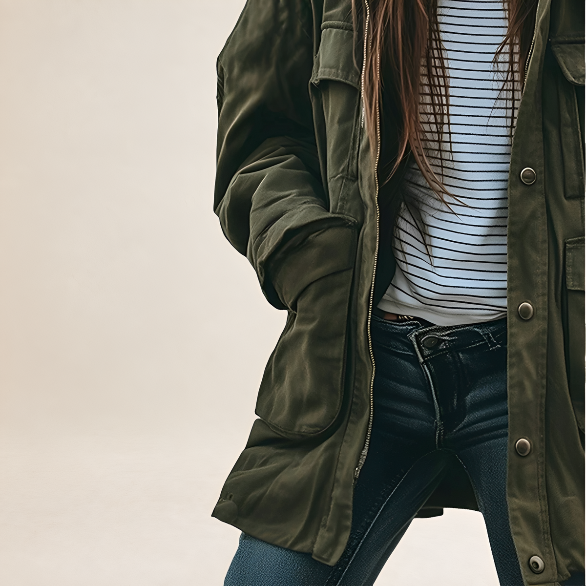 Damentoolboxjacke Militärstil mit Kapuze und Fronttaschen Relaxed Fit