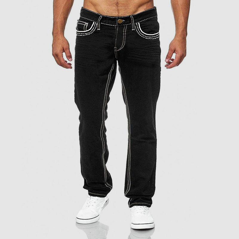 Herren-Jeans im klassischen Schnitt - Regular Fit, Fünf-Taschen-Design