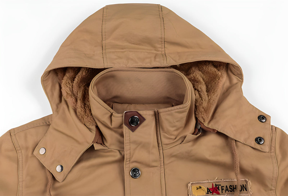 Militärjacke für Herren mit strukturierter Passform, mehreren Taschen und Knopf- sowie Zipper-Verschluss
