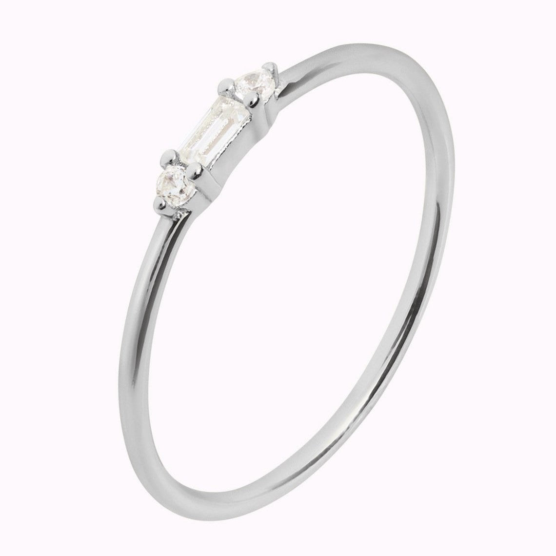 Kleines Baguette - Feiner CZ-Ring