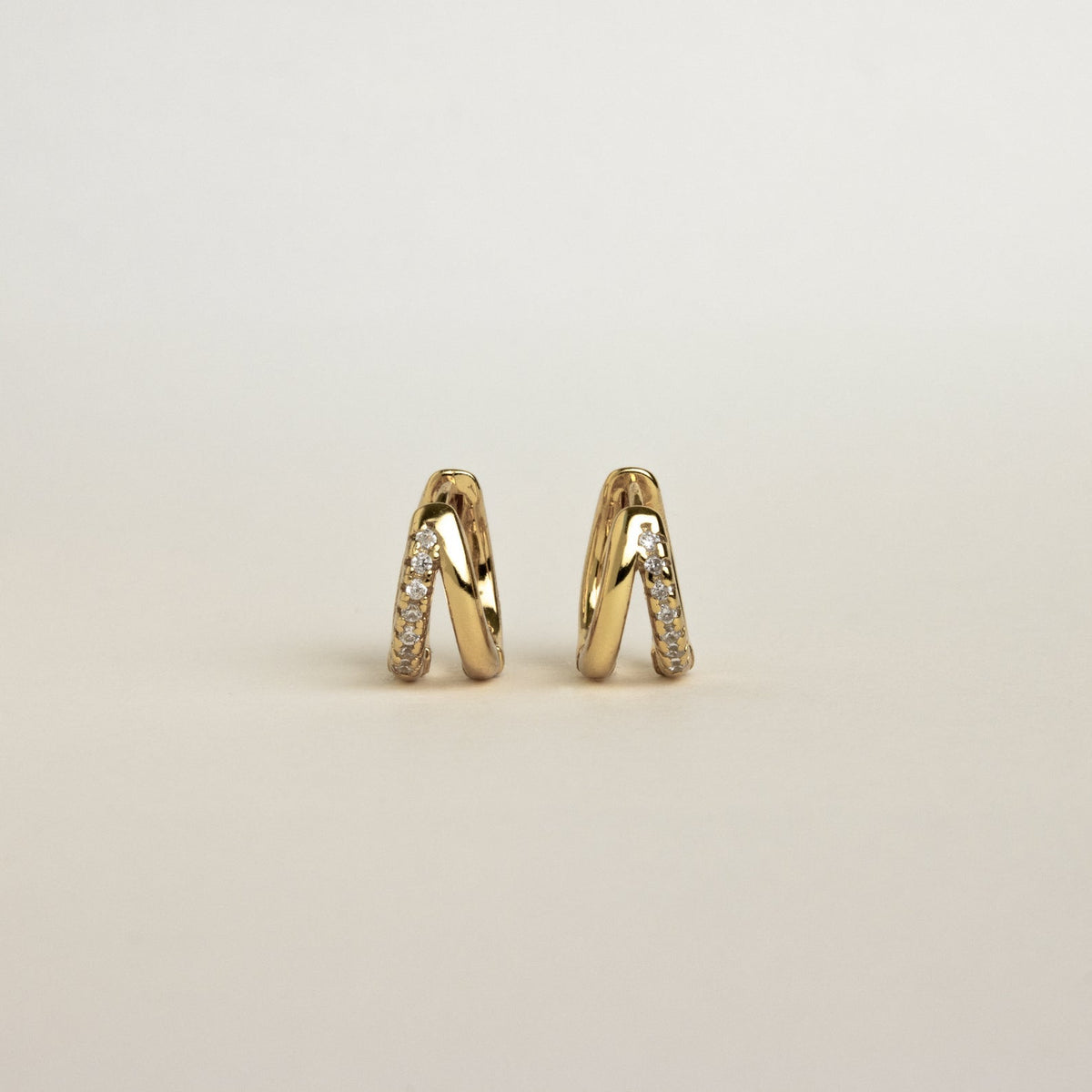 Duo Huggies - Duo-Ohrringe mit Zirkonia