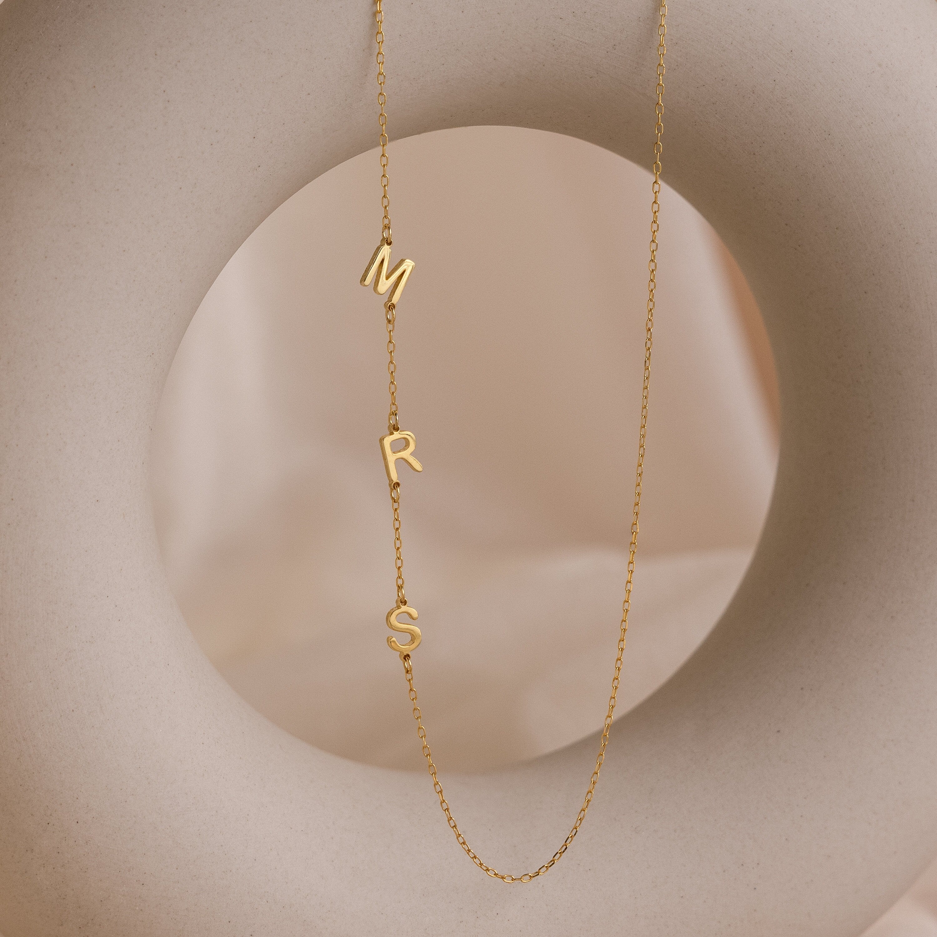 Halsband mit seitlichen Buchstaben - Einzelbuchstaben-Halsband