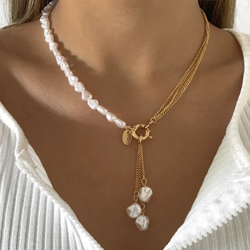 Ella – Stilvolle Gold- und Perlenkette