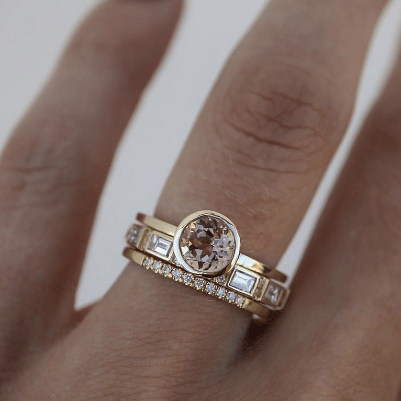 Soline – Ring mit Kristall in goldener Fassung