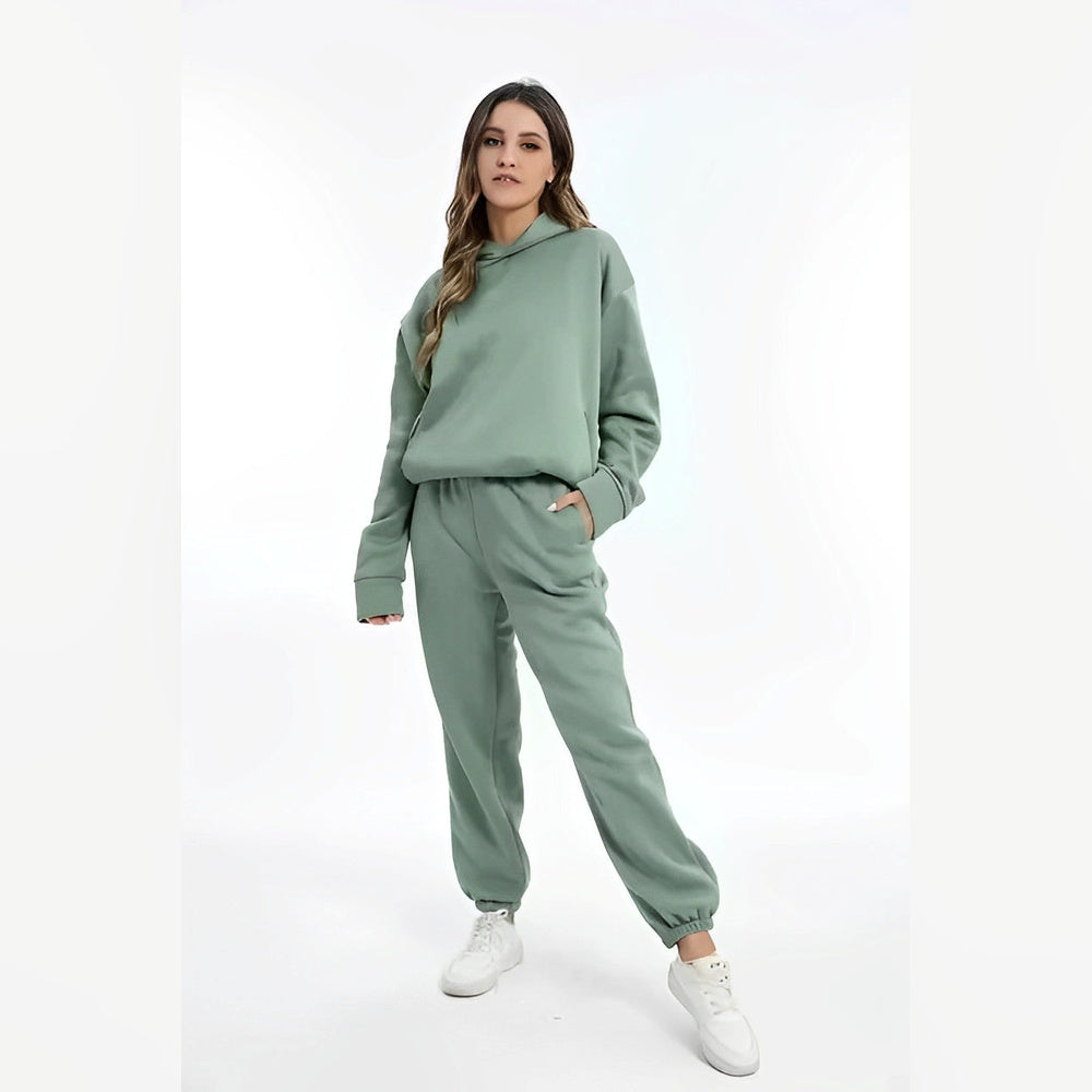 Nora – Damen-Set mit Kapuzenpullover und Jogginghose