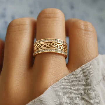 Elena – Strahlender hohler Goldring