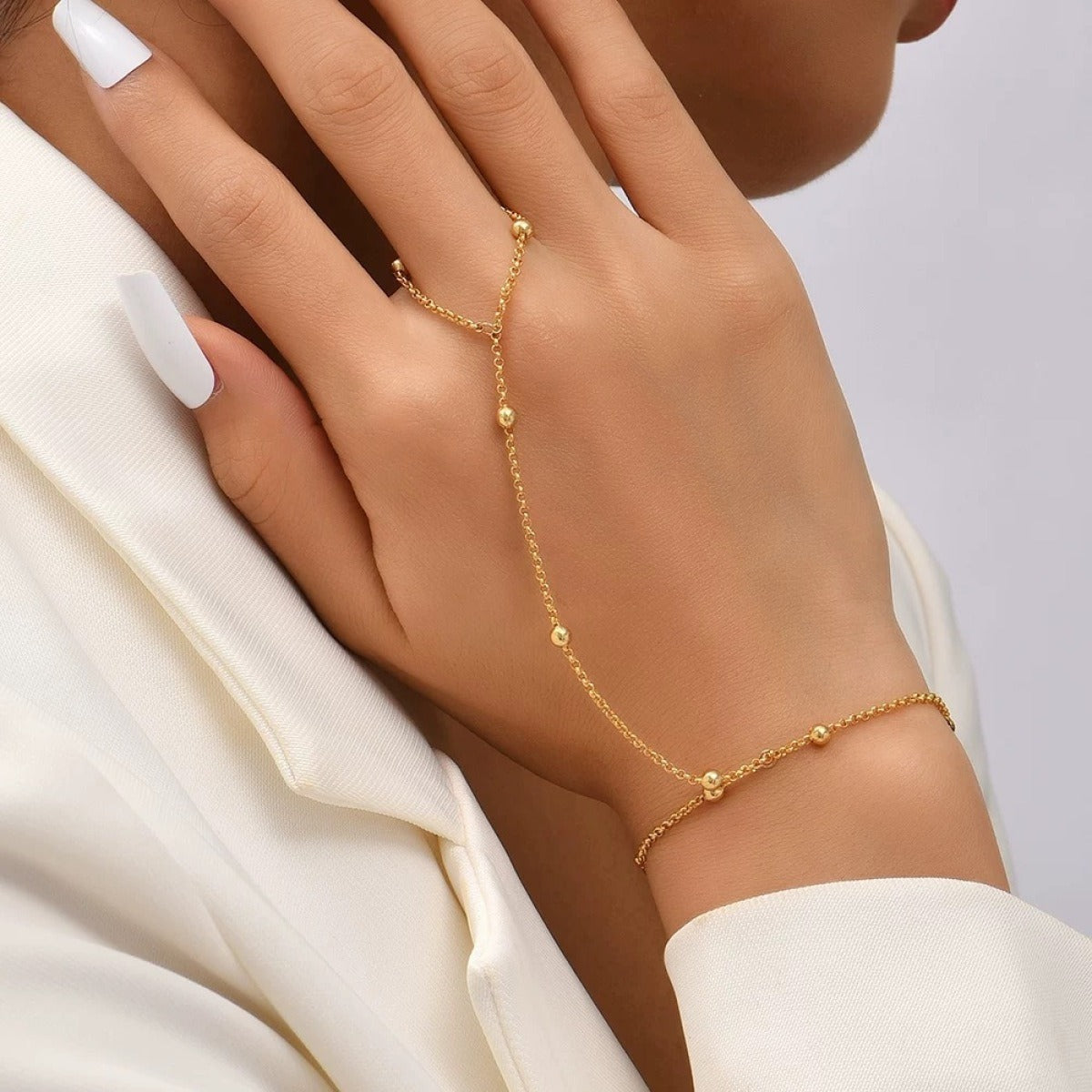 Lisa – Perlenkette und Armband