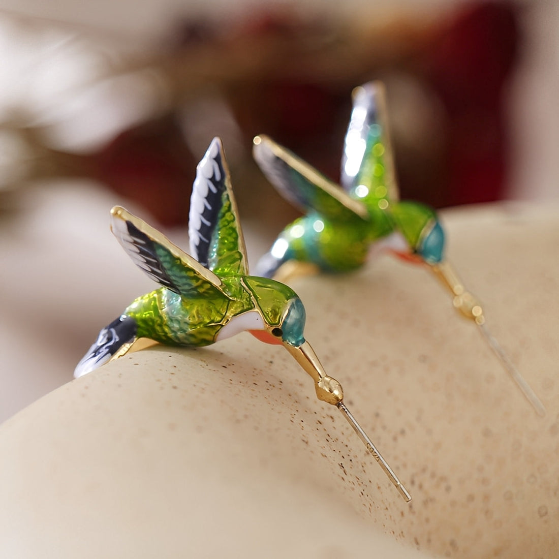 Wendy – Vintage Emaille Kolibri Ohrringe
