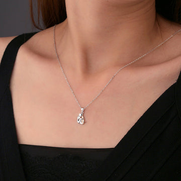 Luz – Kette mit Umarmungsanhänger