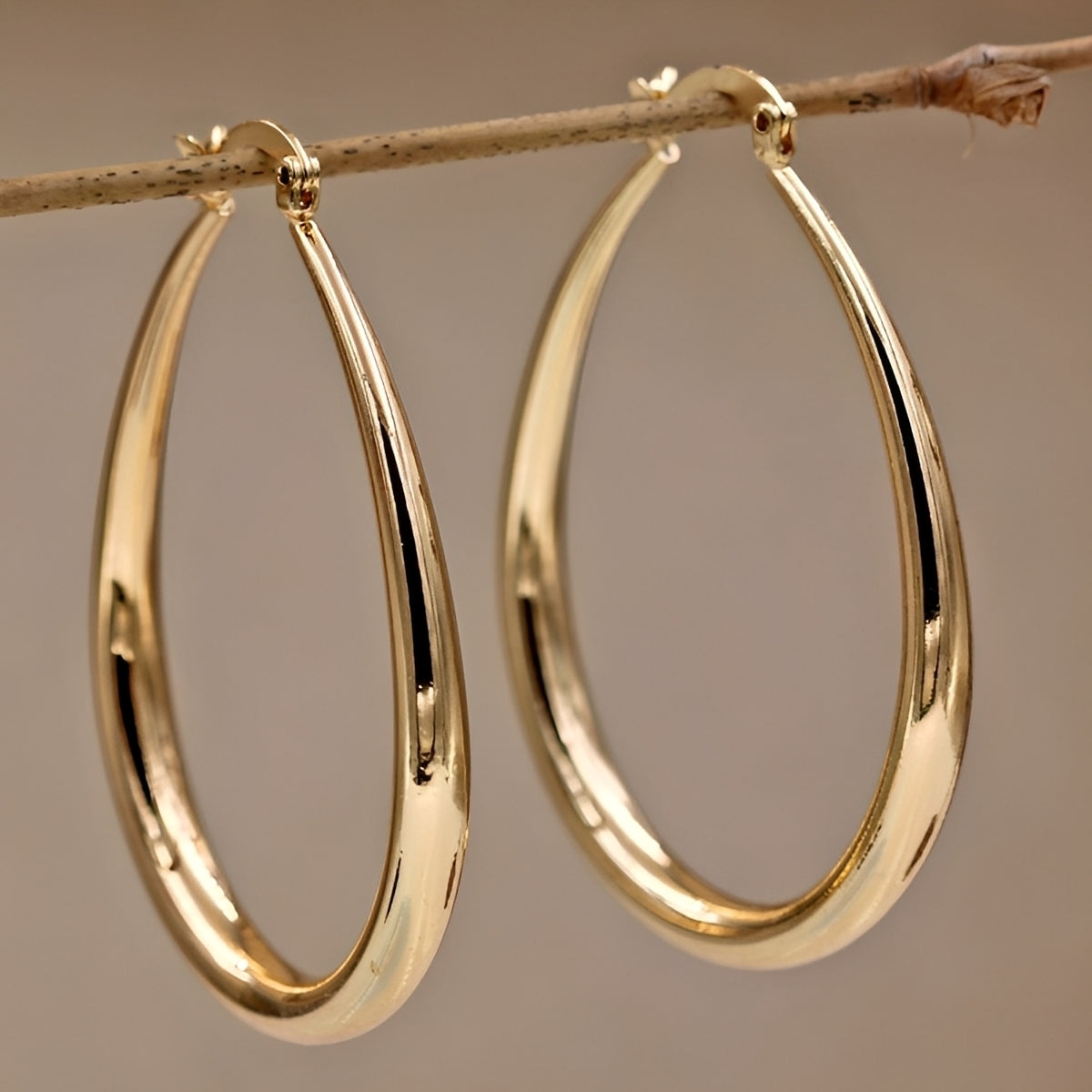 Elysse – Stilvolle Creolen in Gold