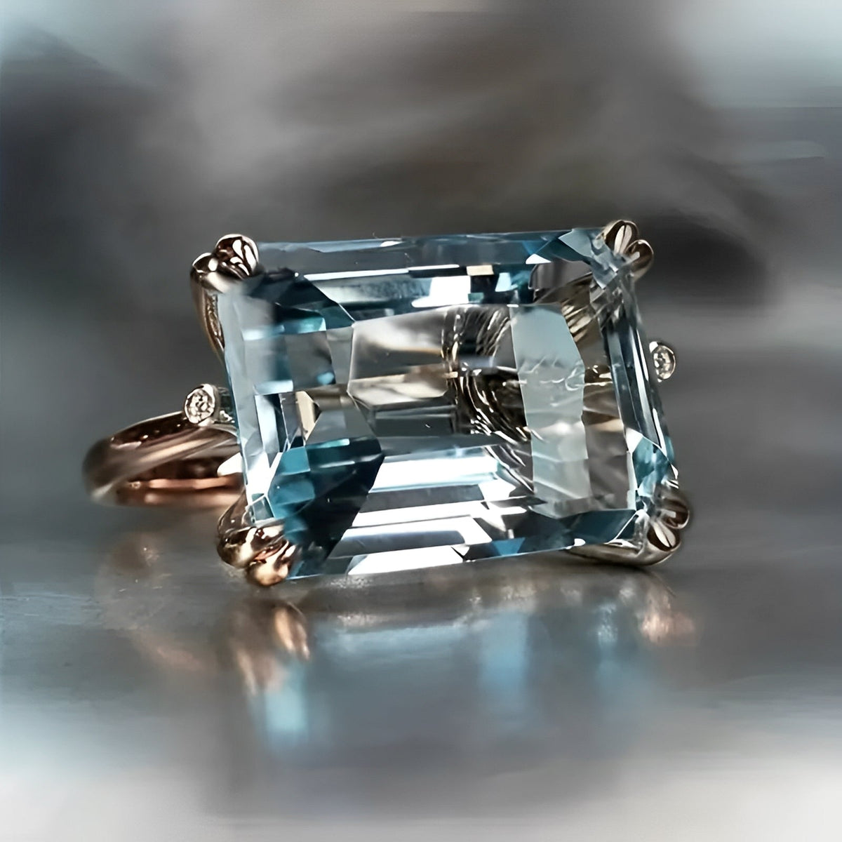 Yvaine – Vintage Ring mit blauer Zirkonia