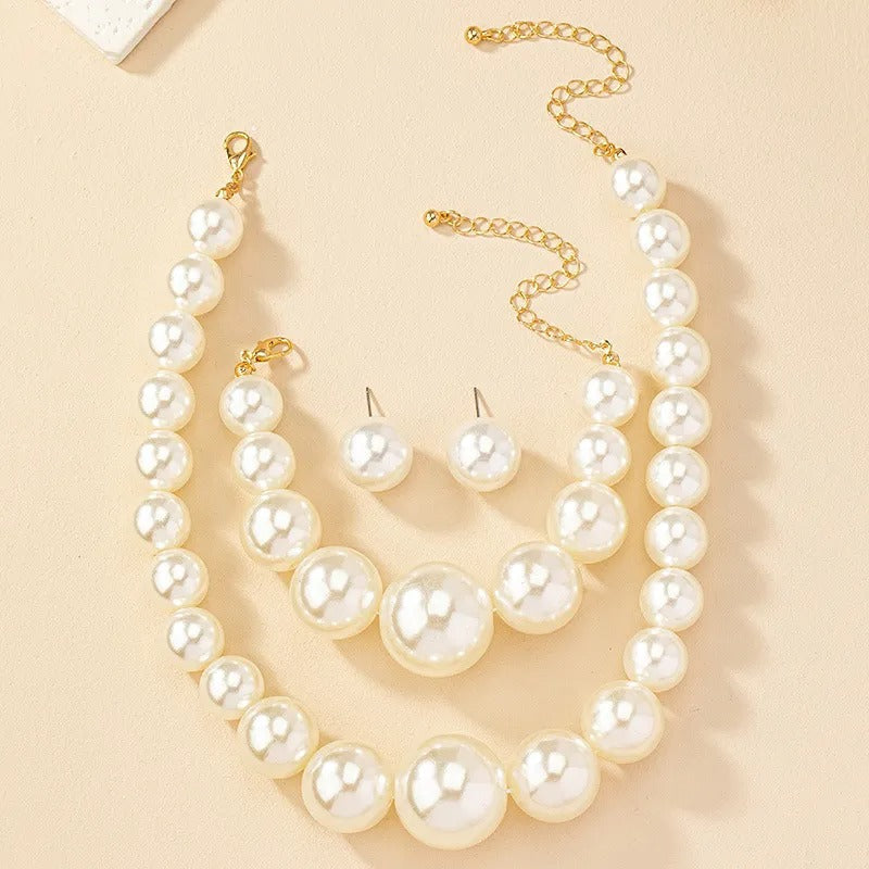 Carla – Vintage-Set mit Ohrringen, Armband und Halskette