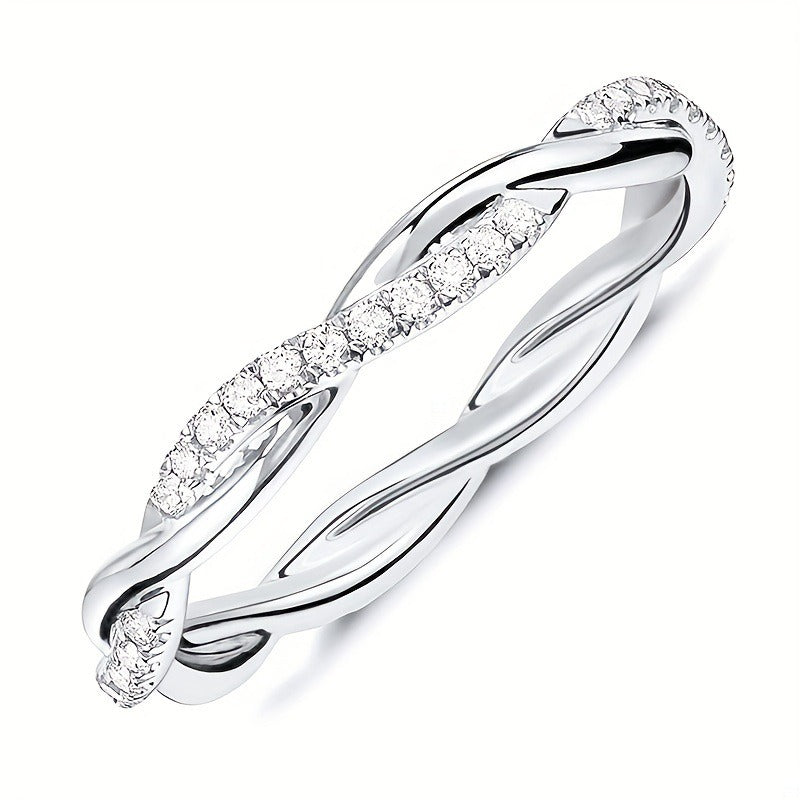 Livia – Stilvoller Chic-Kreuzring